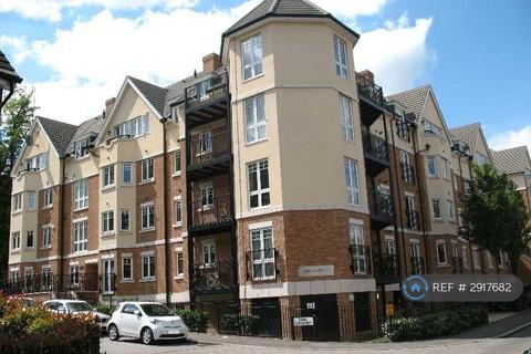 2 bedroom flat to rent, Casel Court, Stanmore, HA7