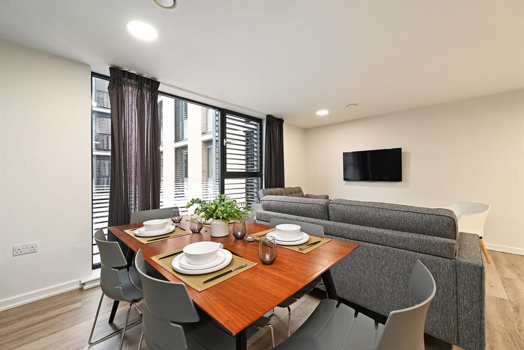 at Sheffield, Apartment 408, Gatecrasher Apartments, 104 Arundel Street S1