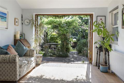 3 bedroom detached house for sale, Vale Road, Southborough, Tunbridge Wells, Kent, TN4