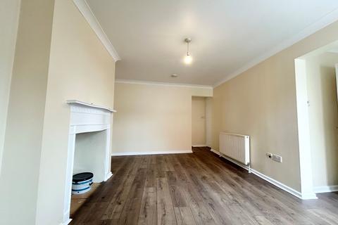 2 bedroom flat to rent, Tavistock Street, Milton Keynes MK2