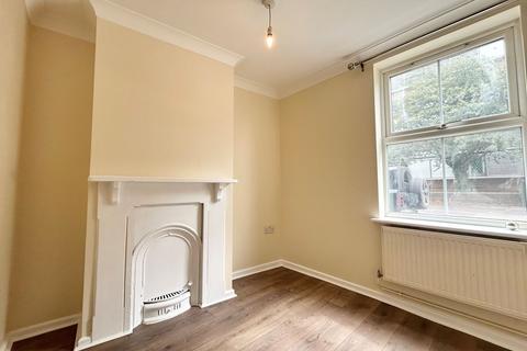 2 bedroom flat to rent, Tavistock Street, Milton Keynes MK2