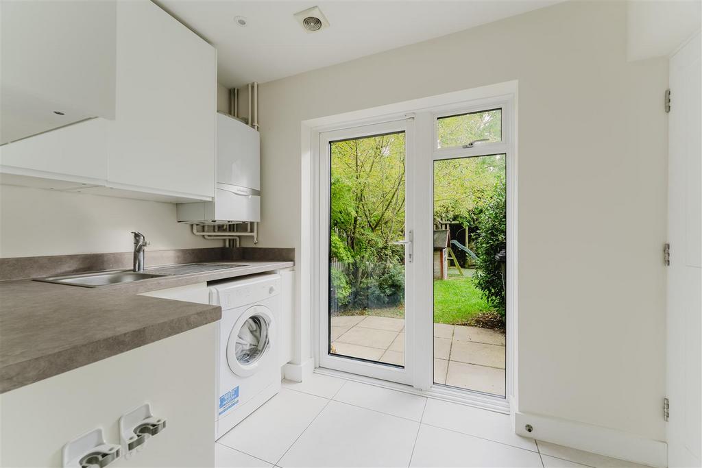 Utility room, utility