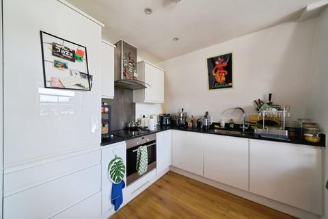 1 bedroom flat for sale, Hewison Street, LONDON, London, E3