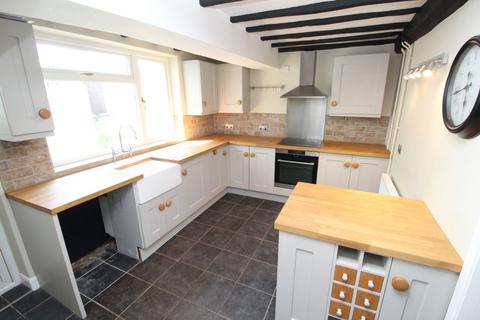 3 bedroom cottage for sale, Wigston Road, Leicester LE8