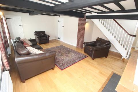 3 bedroom cottage for sale, Wigston Road, Leicester LE8