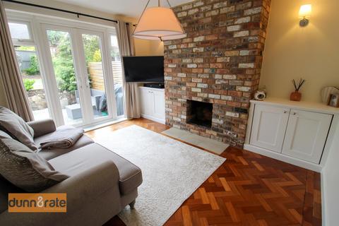 3 bedroom semi-detached house for sale, Derek Drive, Stoke-On-Trent ST1