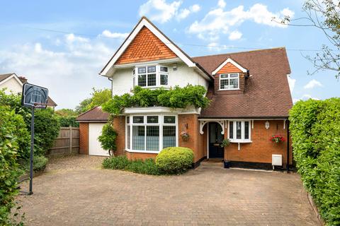 Barnett Wood Lane, Ashtead, KT21