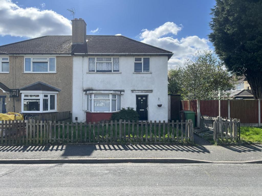 3 bedroom semi-detached house for sale
