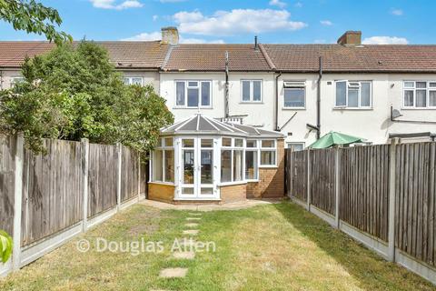 undefined, Stanley Avenue, Dagenham RM8