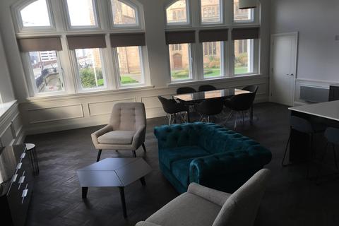 2 bedroom flat to rent, The Levels, Water Street, L3