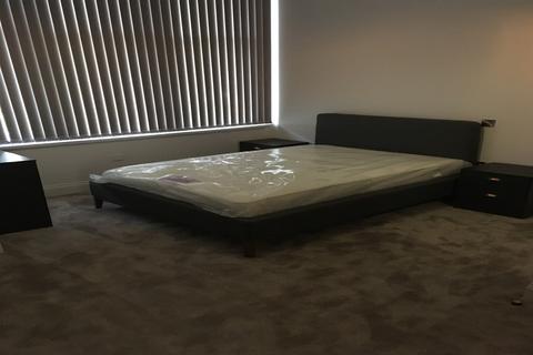 2 bedroom flat to rent, The Levels, Water Street, L3