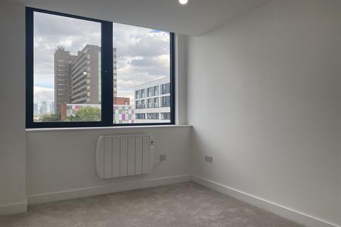 1 bedroom flat to rent, Alexander House, 94 Talbot Road, Manchester, M16