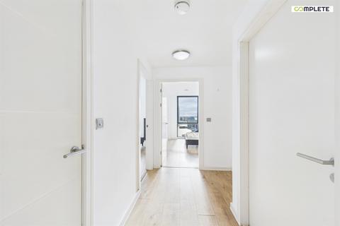 2 bedroom flat for sale, Quay Central, 9 Jesse Hartley Way, Liverpool, L3
