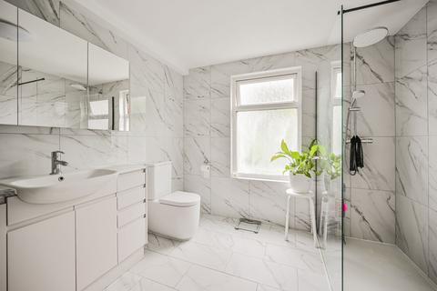 2 bedroom end of terrace house for sale, Mayfield Road, Walthamstow, London, E17