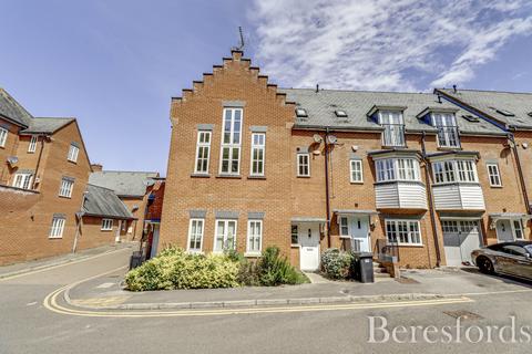 3 bedroom duplex for sale, Greensleeves Drive, Warley, CM14