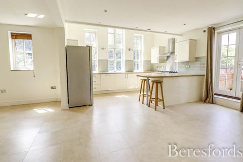 3 bedroom duplex for sale, Greensleeves Drive, Warley, CM14