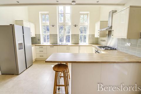 3 bedroom duplex for sale, Greensleeves Drive, Warley, CM14