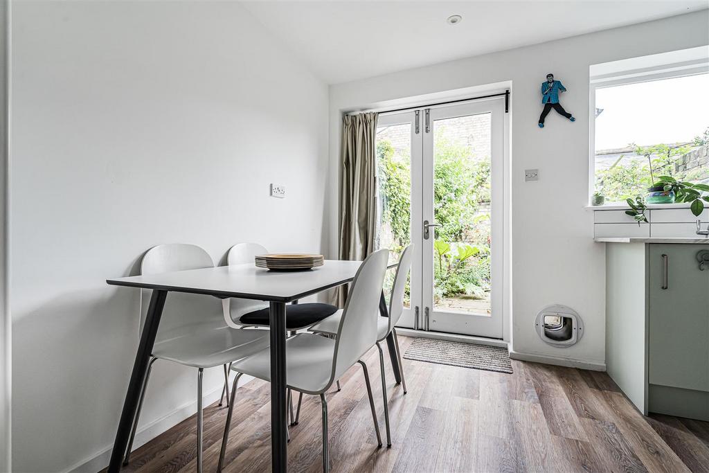 House in Cambridge, The Kite, Petersfield - More