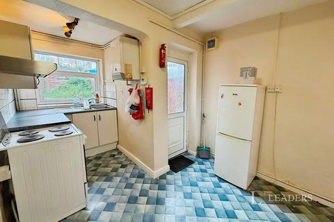 3 bedroom semi-detached house to rent, Aylton Road, L36