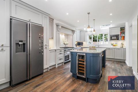 5 bedroom detached house for sale, Priest Osiers, Broxbourne