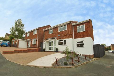 4 bedroom detached house for sale, Sherford Road, Swindon, SN25
