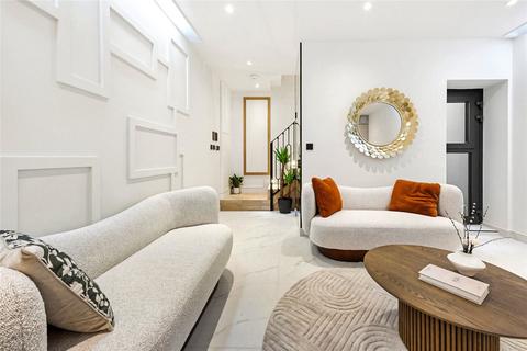 2 bedroom terraced house for sale, Devonport Road, London, W12