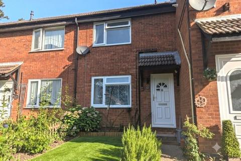 2 bedroom terraced house for sale, Yew Tree Rise, Pinewood, Ipswich
