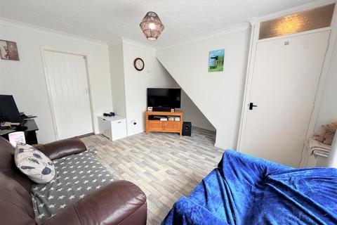 2 bedroom terraced house for sale, Yew Tree Rise, Pinewood, Ipswich