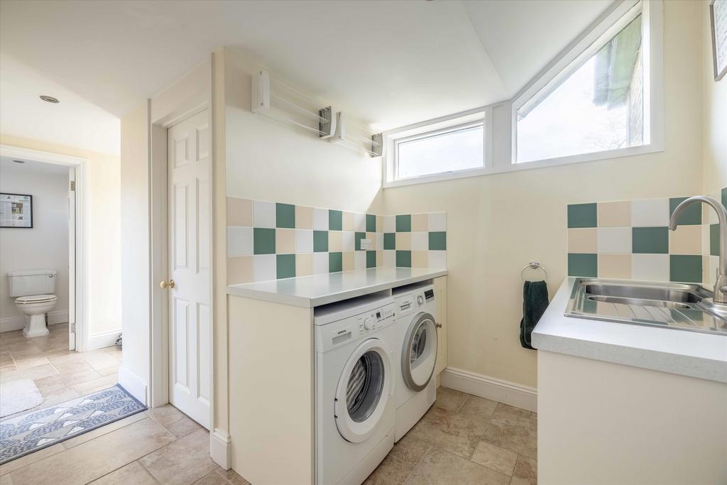 Utility room, utility