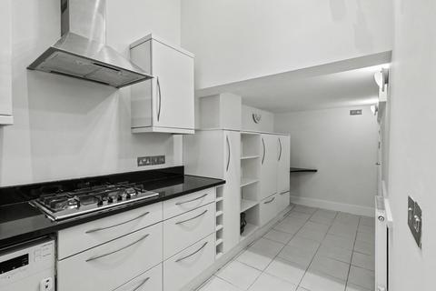 2 bedroom penthouse for sale, North Road, Parkstone, Poole