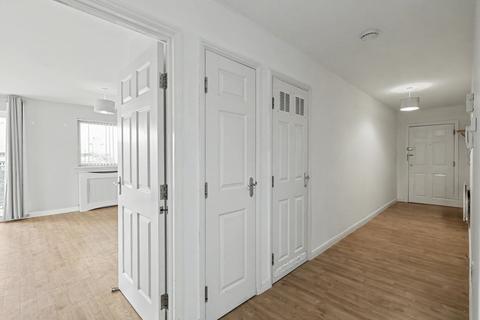2 bedroom apartment for sale, Pelican House, Harbour Reach