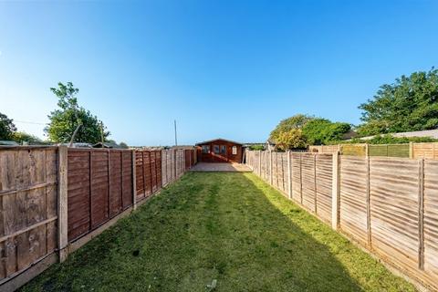 2 bedroom terraced house to rent, Lower Higham Road, Gravesend DA12