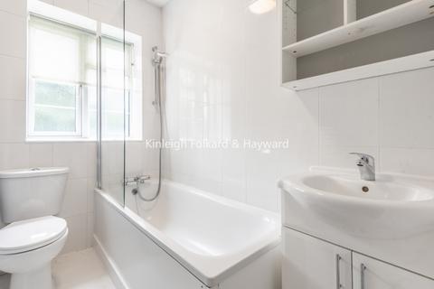 2 bedroom flat to rent, Clive Road, West Dulwich, London, SE21