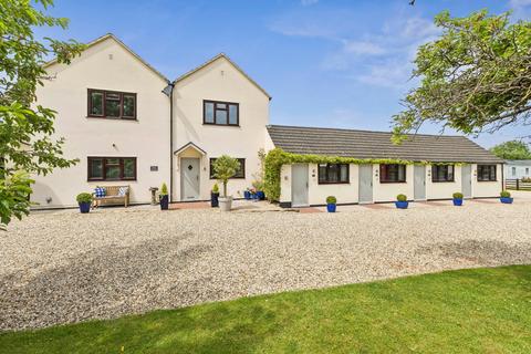 Detached house - Gloucester Road, Staverton, Cheltenham, Gloucestershire, GL51
