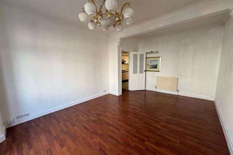 3 bedroom terraced house to rent, Cobham Road, Ilford IG3