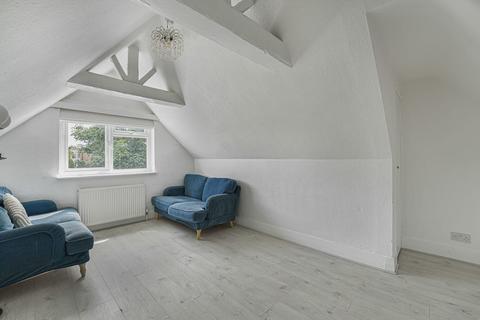 2 bedroom flat for sale, The Park, Sidcup