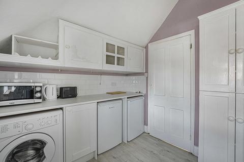 2 bedroom flat for sale, The Park, Sidcup