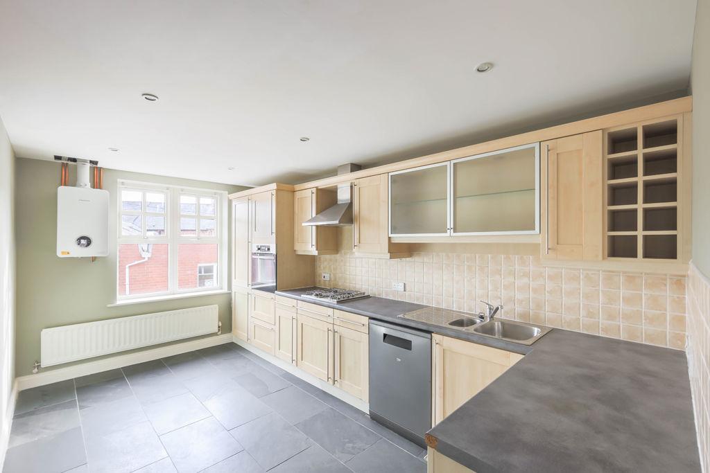 Apartment in Newcastle upon Tyne, Tyne and Wear - View 2
