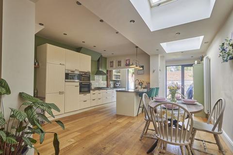 3 bedroom terraced house for sale, Alphington Road, Exeter