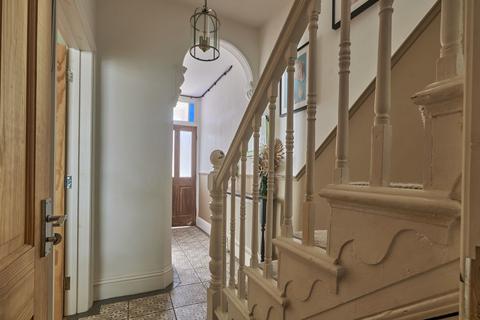 3 bedroom terraced house for sale, Alphington Road, Exeter