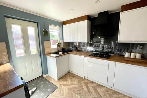 3 bedroom semi-detached house for sale, Pendinas, Wrexham