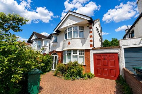 Lansdowne Road - Finchley - London - N3