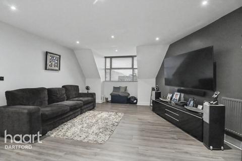 Tanners Close, Dartford