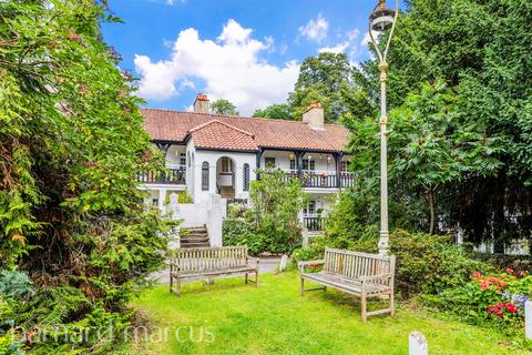 2 bedroom apartment for sale, Drummond Gardens, Epsom