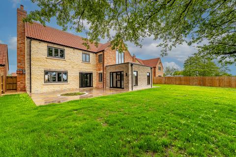 4 bedroom detached house for sale, The Old Orchards,, Dunston, Lincoln, LN4