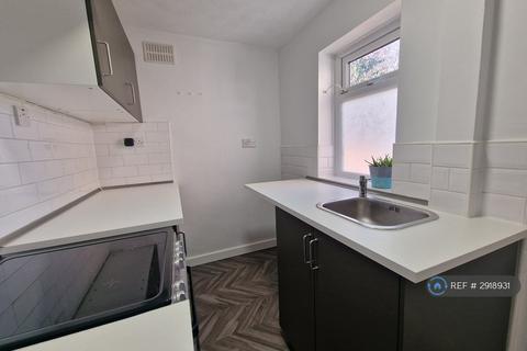 2 bedroom terraced house to rent, Manchester Road East, Manchester, M38