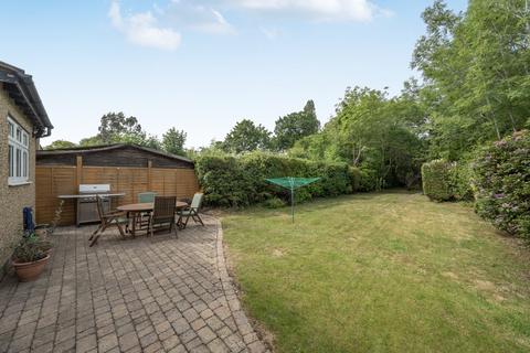 5 bedroom semi-detached house for sale, Grimsdyke Road, Pinner