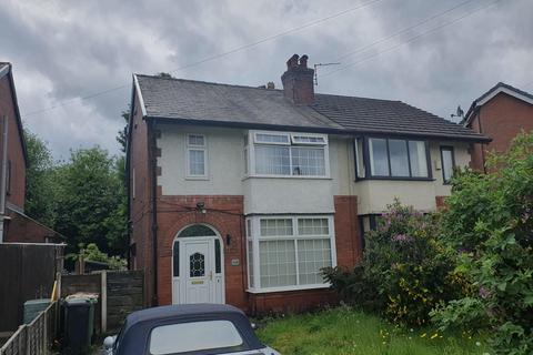 3 bedroom semi-detached house to rent, Bromwich Street, Bolton