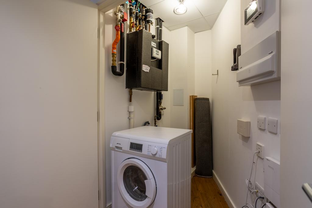 Utility room, utility
