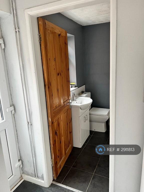 Rowan Street, Leicester, LE3 - More